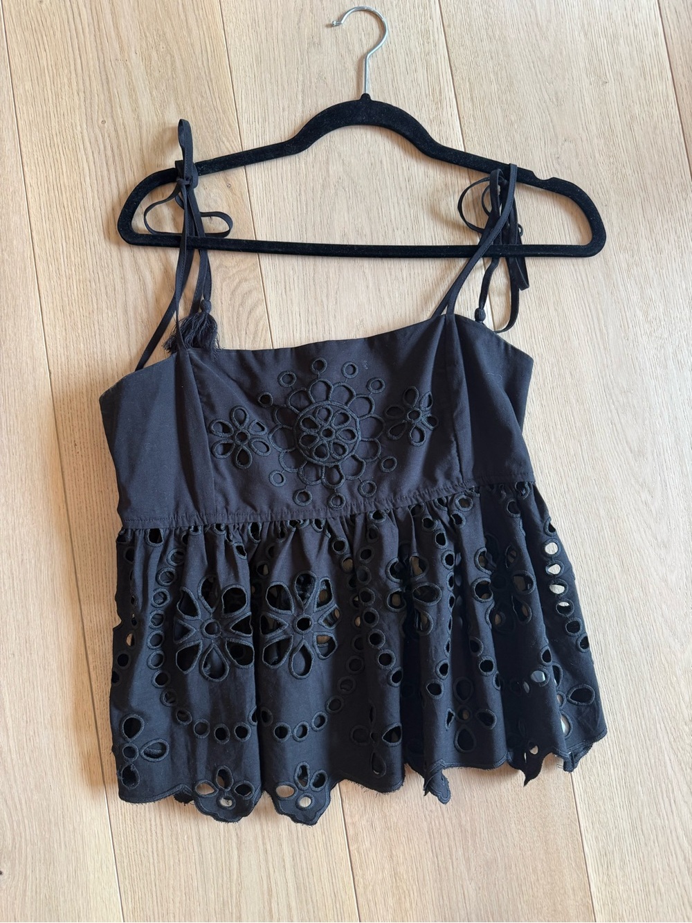 Black Eyelet Tie-Strap Women's Tank Top